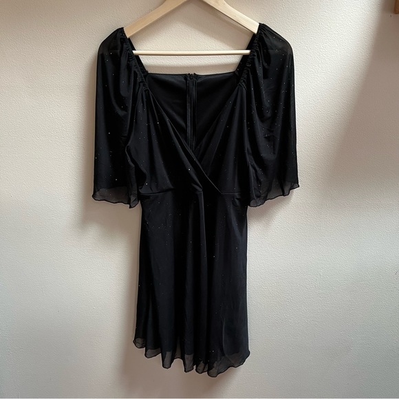 Black flutter sleeve dress - Picture 6 of 10